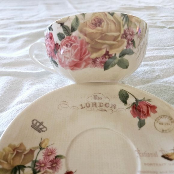 2 STECHCOL GRACIE BONE CHINA STACKED TEAPOT CUP & SAUCER Royal London Theme New - Picture 13 of 16